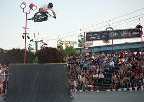 summer fest 2011 bmx stunt show